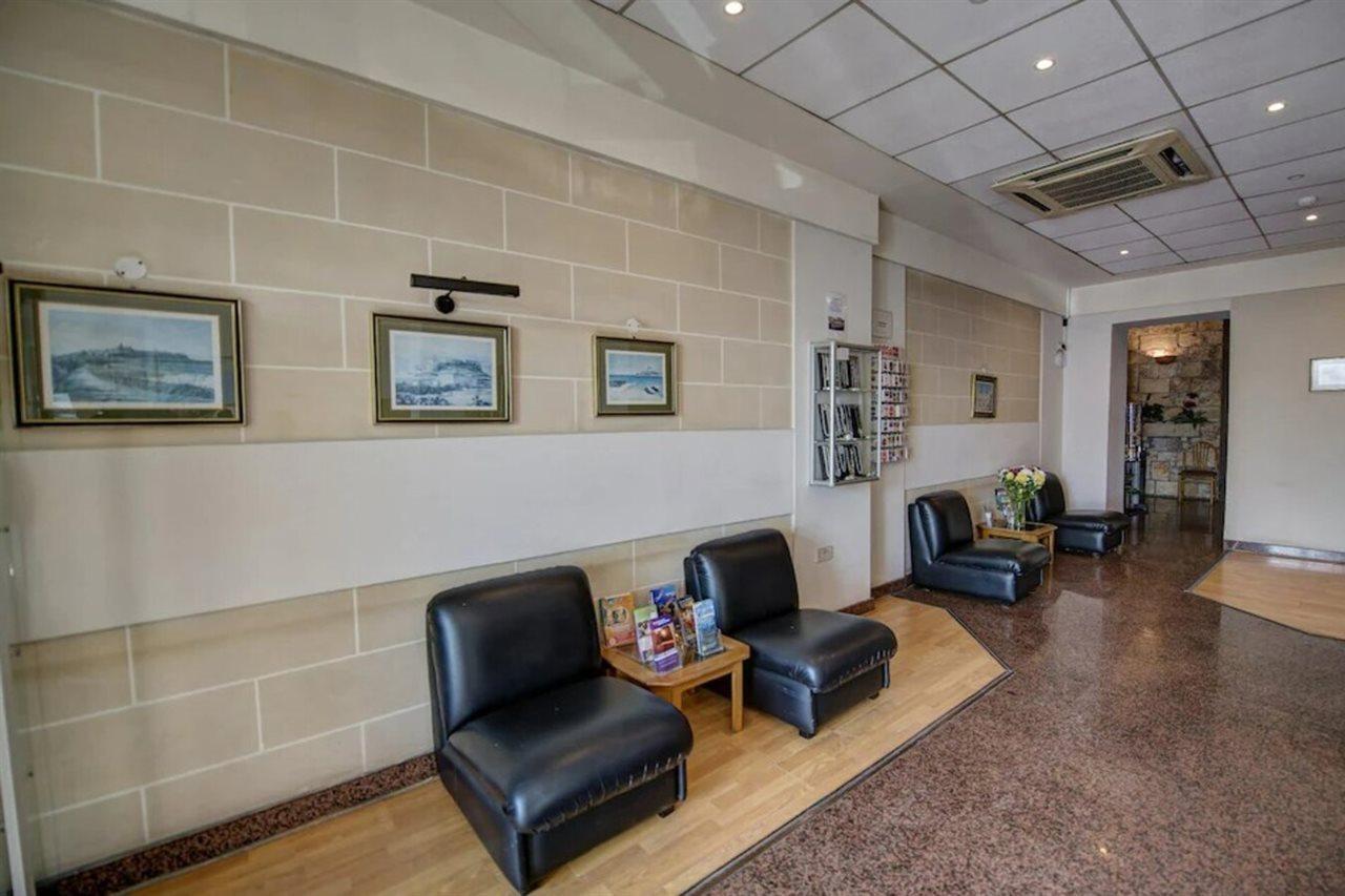 Sliema Chalet Hotel Exterior photo