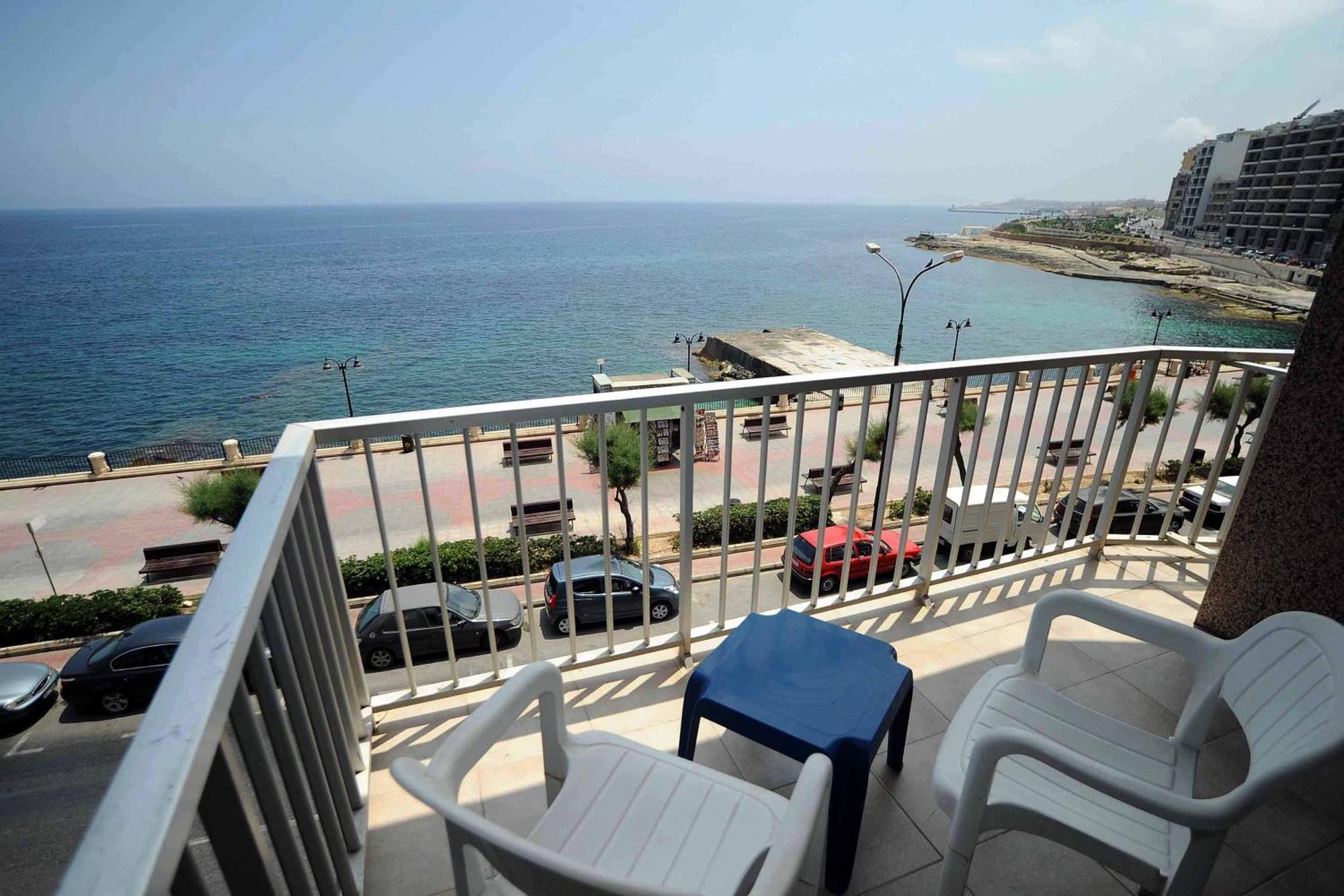 Sliema Chalet Hotel Exterior photo
