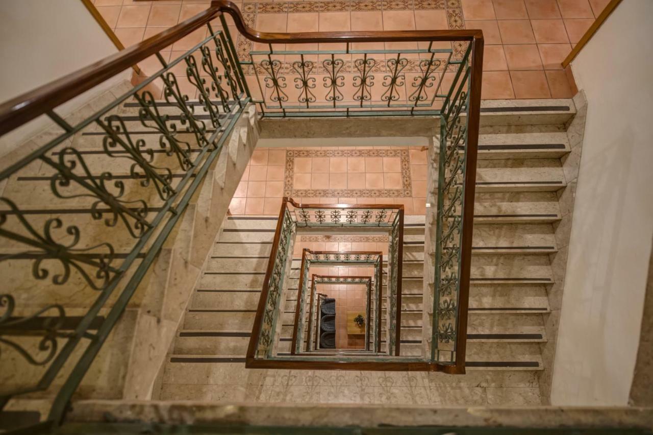 Sliema Chalet Hotel Exterior photo