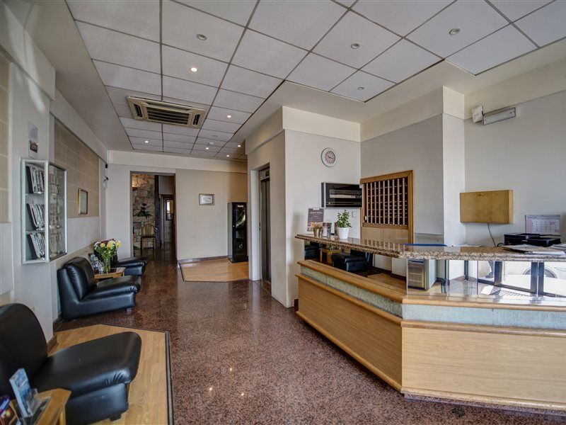 Sliema Chalet Hotel Exterior photo